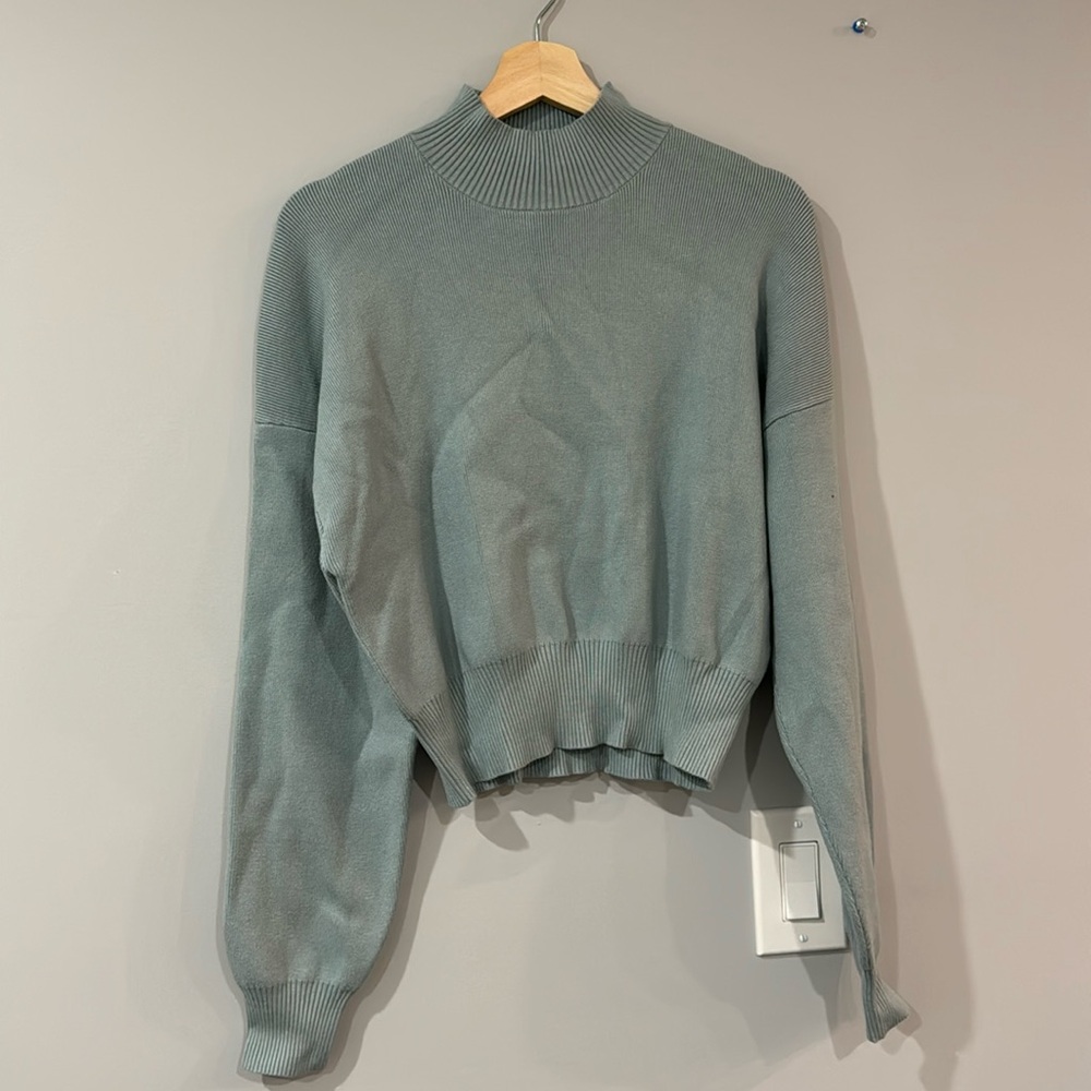 Dynamite sweater beautiful light green. Size M